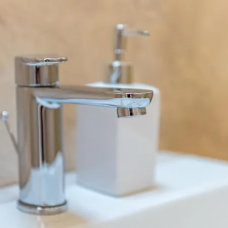 Le Stanze Di Felline- E Monolocali Vacanze- فندق مبيت وإفطار Felline