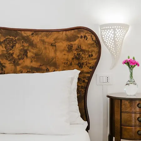 Le Stanze Di Felline- E Monolocali Vacanze-