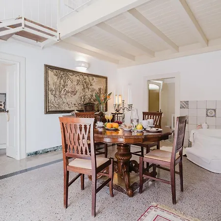 Le Stanze Di Felline- E Monolocali Vacanze- فندق مبيت وإفطار Felline