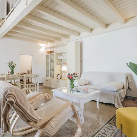 Le Stanze Di Felline- Monolocali Vacanze- Bed & Breakfast