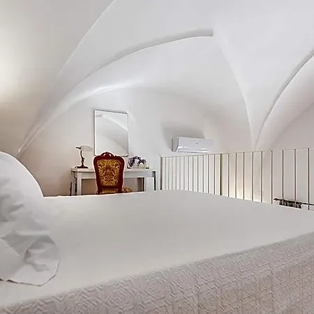 Le Stanze Di Felline- E Monolocali Vacanze- Bed & Breakfast