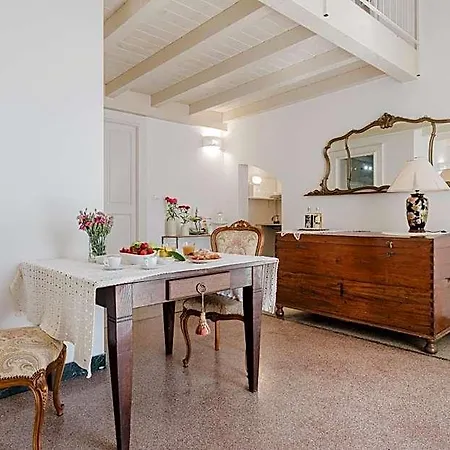 Le Stanze Di Felline- E Monolocali Vacanze- Bed & Breakfast 4*
