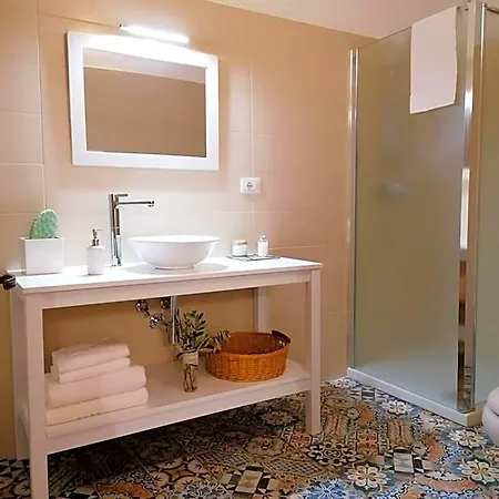 Le Stanze Di Felline- E Monolocali Vacanze- 4*
