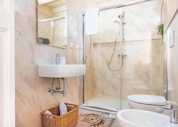 Le Stanze Di Felline- E Monolocali Vacanze- 住宿加早餐酒店 4*