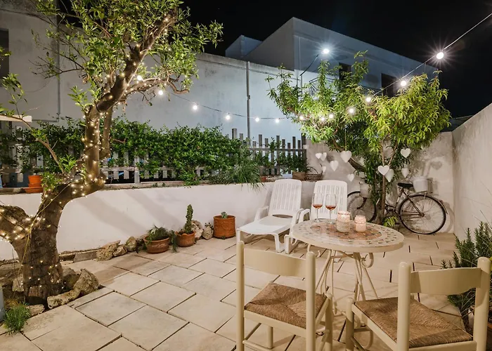 Le Stanze Di Felline- E Monolocali Vacanze- 住宿加早餐酒店 4*