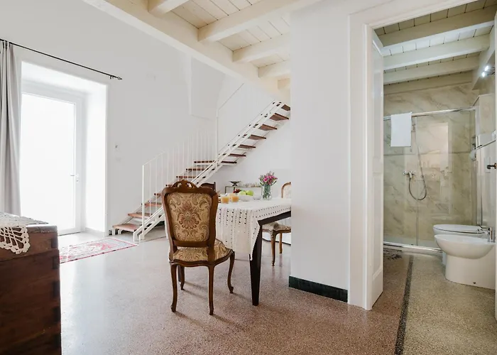 Le Stanze Di Felline- E Monolocali Vacanze- 住宿加早餐酒店 费尔莱恩