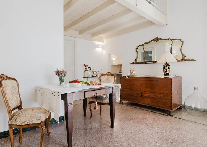 Le Stanze Di Felline- E Monolocali Vacanze-
